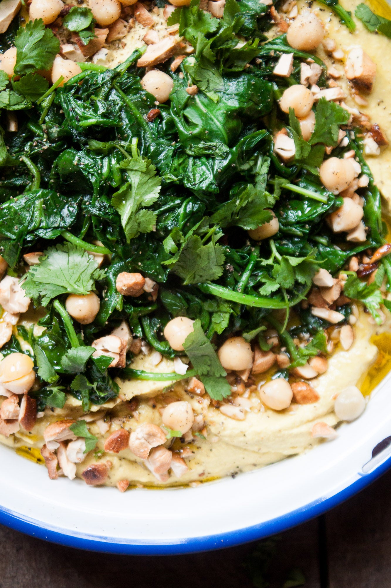 Chipotle Hummus Platter with Cashews + Greens